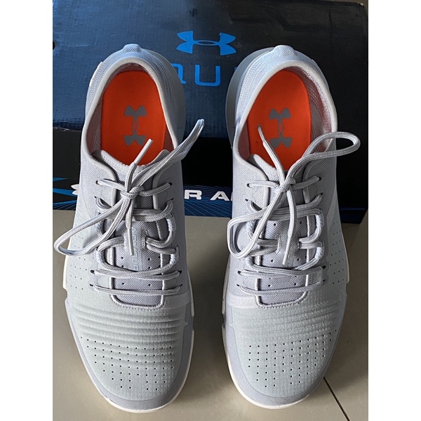 Under Armour UA LIQUIFY PRINT SEPATU Under Armour