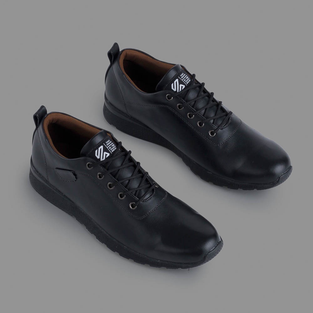 Justrue Sepatu Oxford Pria Hitam 046