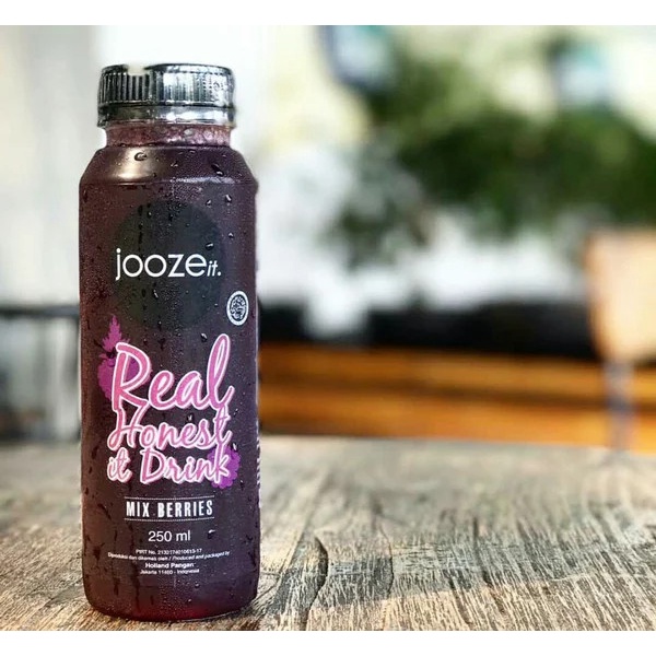 

JOOZE It Real Honest it Drink Mix Berries, Apple & Aloe Vera Botol 250ml