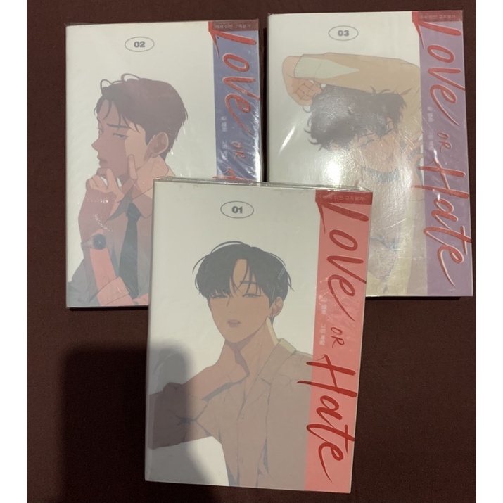 PRELOVED MANHWA LOVE OR HATE LEZHIN KOREA VOLUME 3
