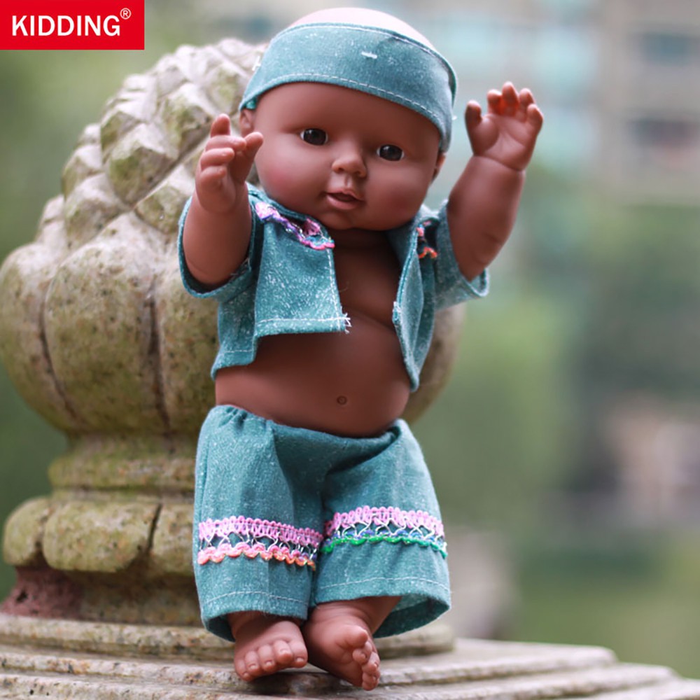 Simulasi Realistis Boneka Memeluk Bayi Afrika Bayi Lucu Anak Laki Simulasi Realistis Boneka Memeluk Bayi Afrika Bayi Lucu Anak Laki