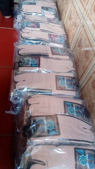 Kaos kaki jempol muslim lusinan (12pasang)