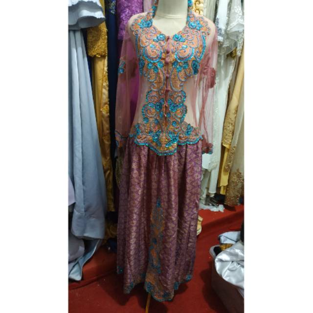 Kebaya wisuda, kebaya pengantin, kebaya bekas