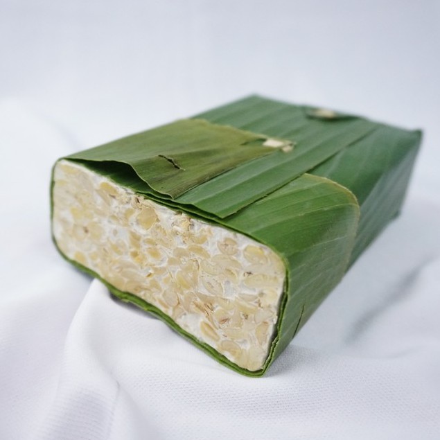 

Tempe Bandung Bungkus Daun 400 gr [GOSEND]