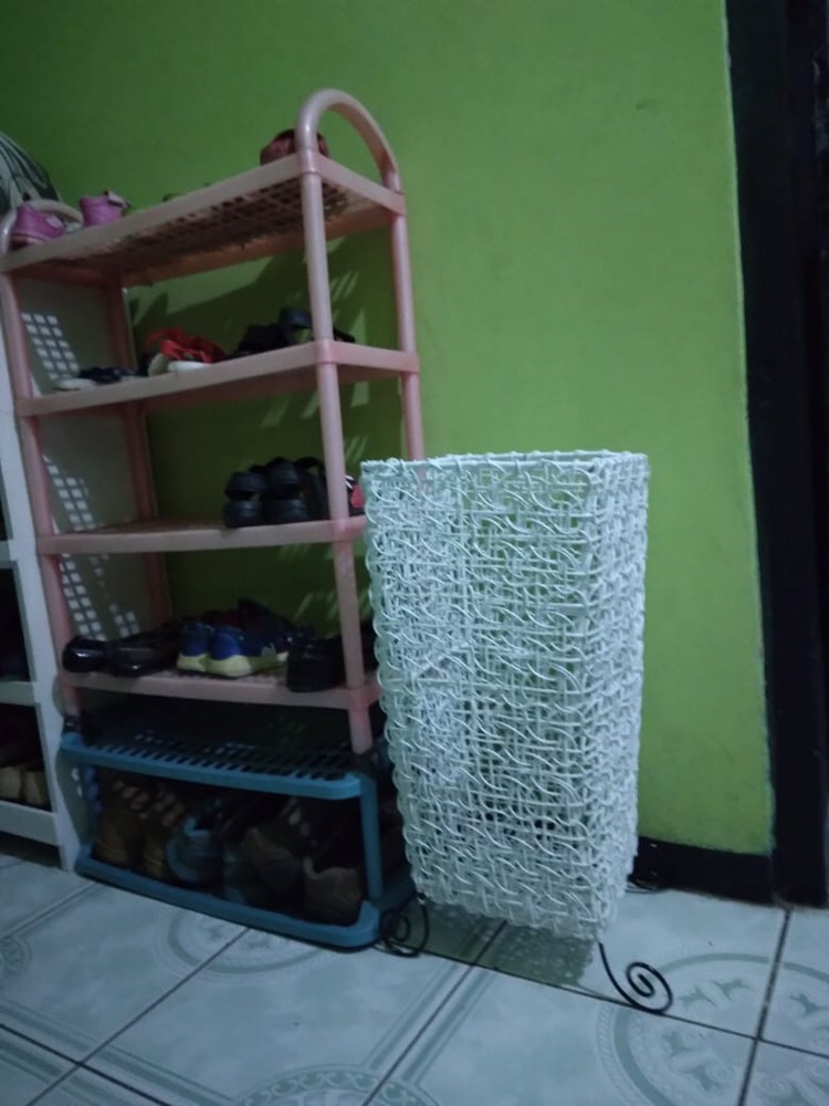 Tempat Payung Rotan Sintetis Bentuk Kotak Dan Bulat