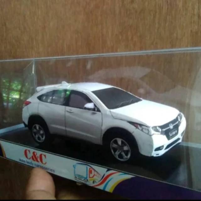 Papercraft miniatur Honda HRV