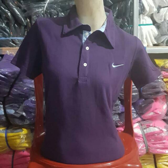 Nike kerah cewek / polo shirt ungu