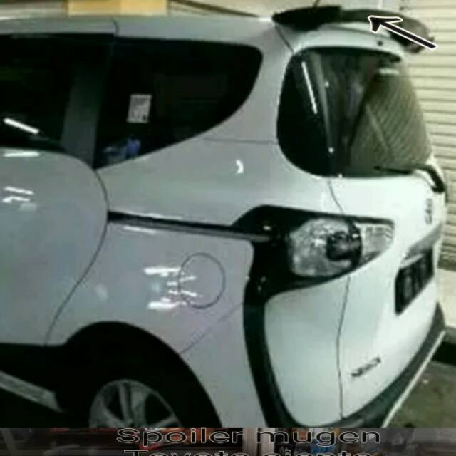 Spoiler mugen Toyota sienta modifikasi