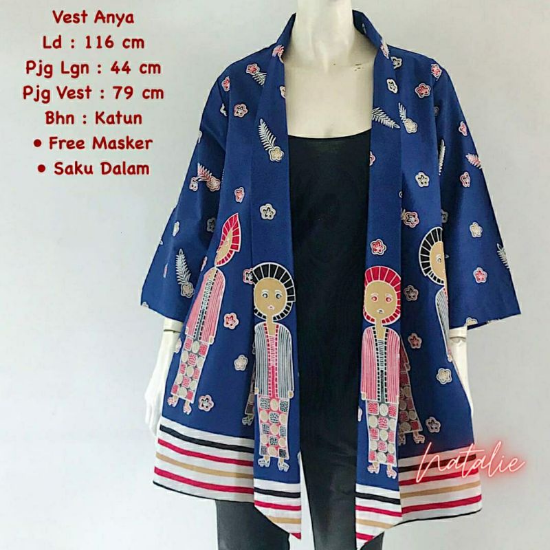 atasan outer batik motif karakter boneka lucu bu tejo sanggul | motif batik solo