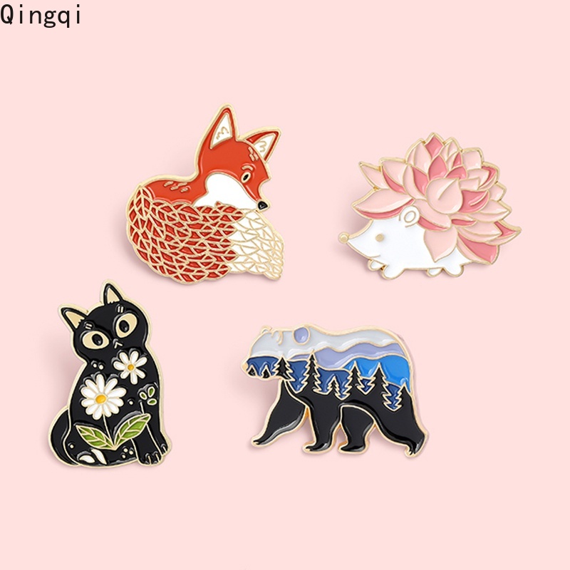 Bros Pin Enamel Desain Kartun Hewan Landak Beruang Gunung Kucing Rubah Untuk Kerah Kemeja Tas