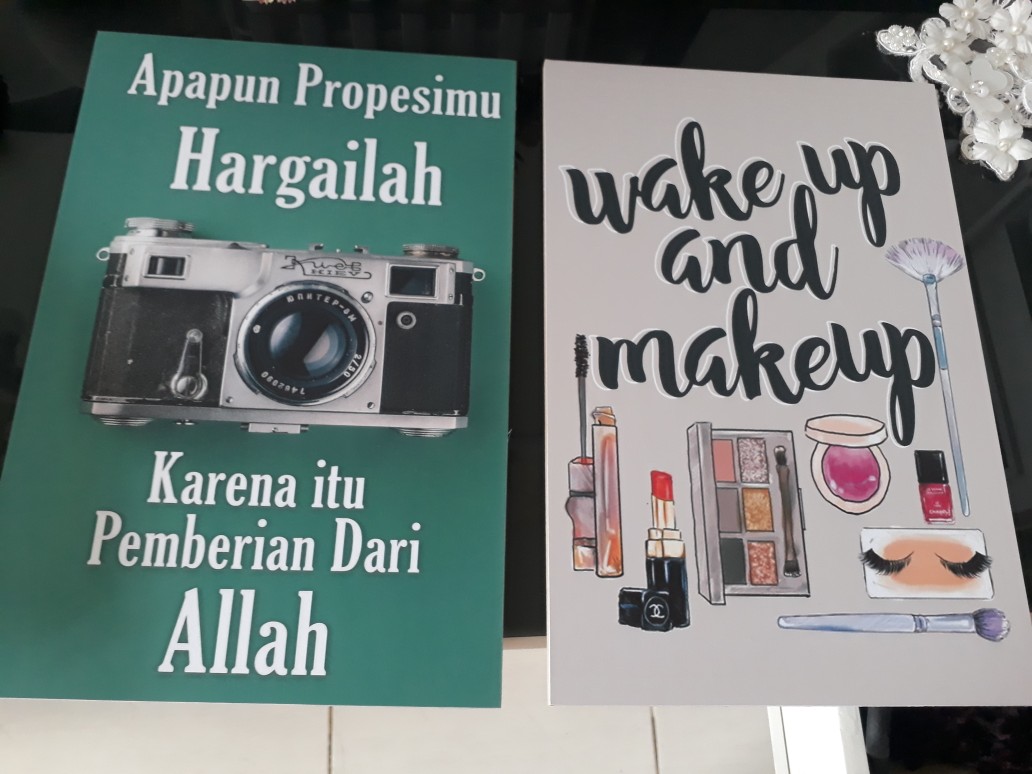 [bisa Cod] Hiasan Dinding Poster Kayu Walldecor Rumah Kamar Minimalis Quote Wakeup And Makeup Qte10