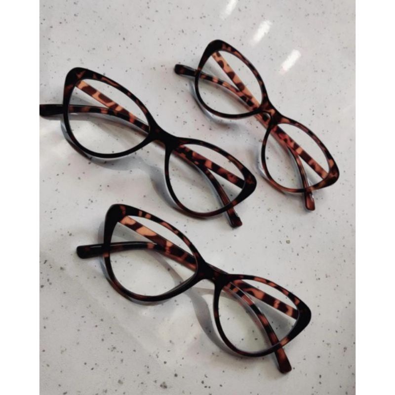 KACAMATA CAT EYE ( Fuji )