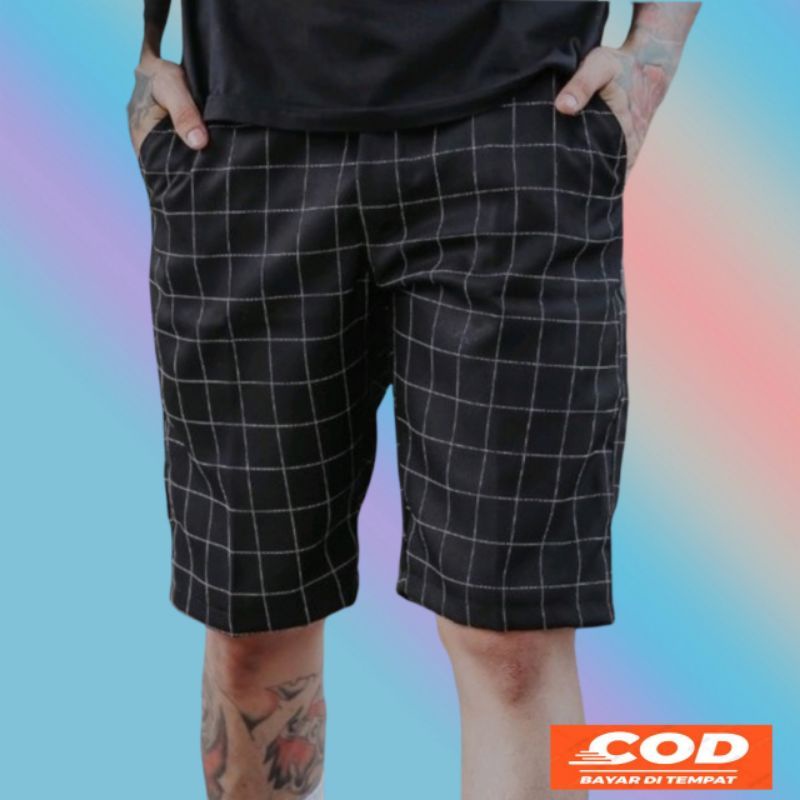 YANG LAGI HITS CELANA CARGO Celana Pendek Celana Tartan Kotak Kotak &amp; Kargo Yang Lagi Hits Distro Premium