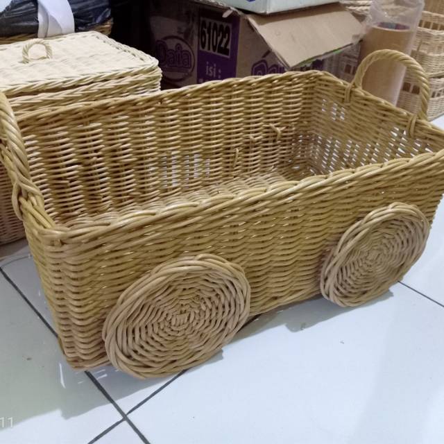 Keranjang rotan bayi /foto bayi
