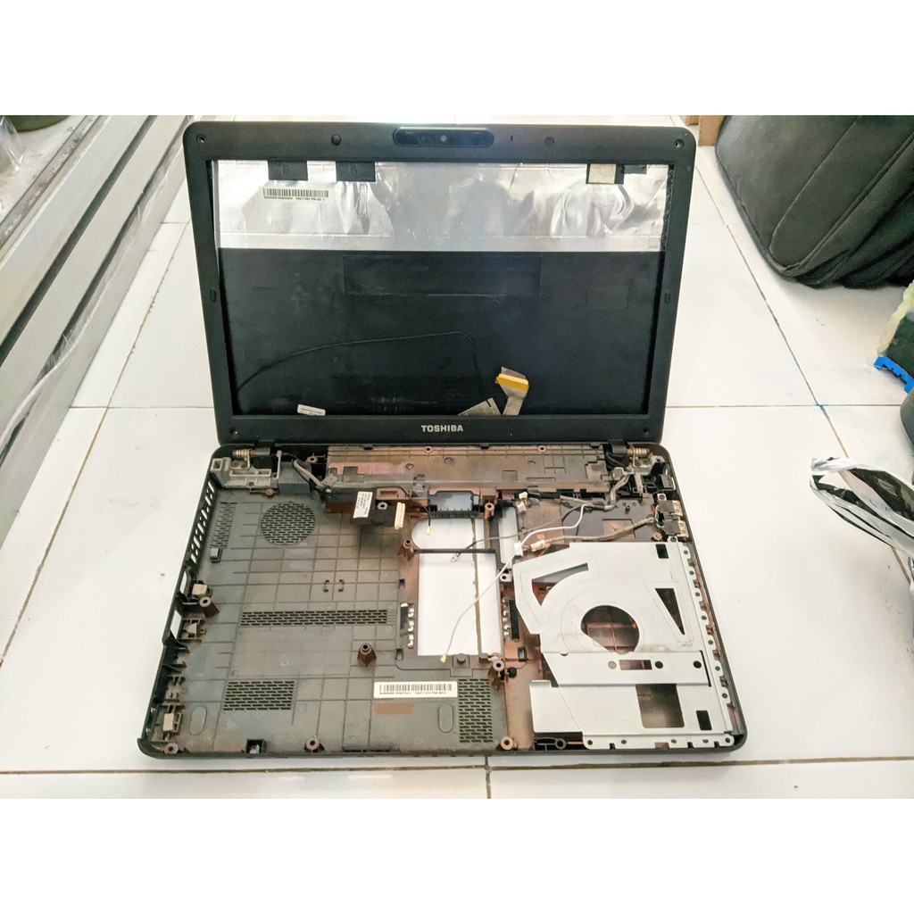 Casing TOSHIBA L510