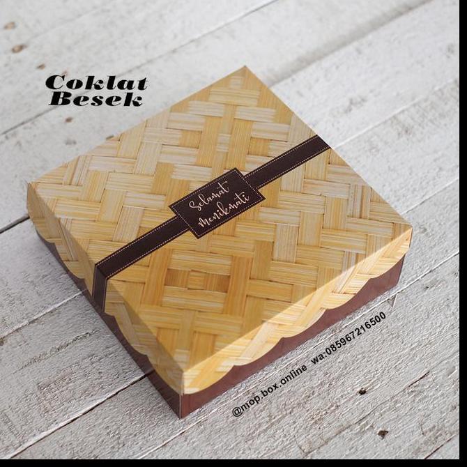 

50Lembar Dus Nasi/ kotak nasi/ box kue /kotak snack R10K Coklat Besek Kotak Nasi 20X20 케