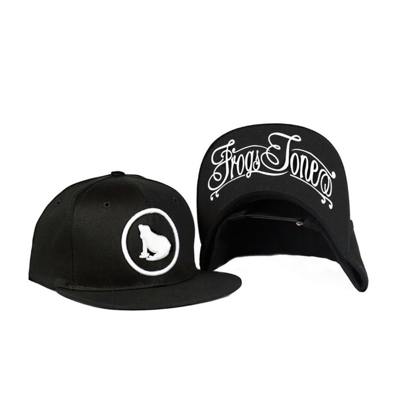 Topi frogstone white logo