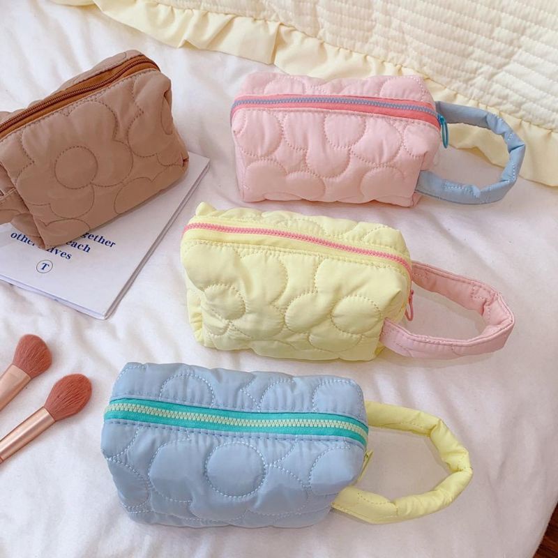 KOREAN CUTE PILLOW MAKE UP POUCH / COSMETIC BAG / TAS MAKE UP BANTAL