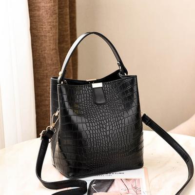 TAS IMPORT TAS WANITA TAS SELEMPANG KEKINIAN TAS SELEMPANG PANJANG SLING BAG IMPORT TAS MURAH TAS MU