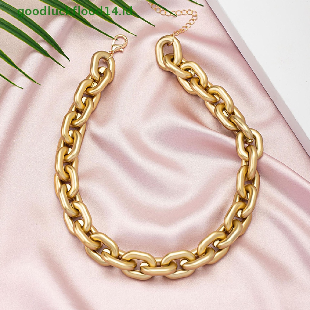 Kalung Rantai Choker Geometris Bahan Akrilik Warna Emas Gaya Punk Eropa Untuk Wanita