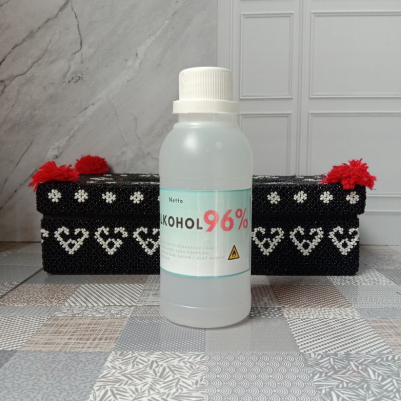 ALKOHOL 96% 250ml ALCOHOL 96% ETHANOL HANDSANITIZER/LAUNDRY/PARFUM/KIMIA/MEDIS/PEKANBARU/MEDAN