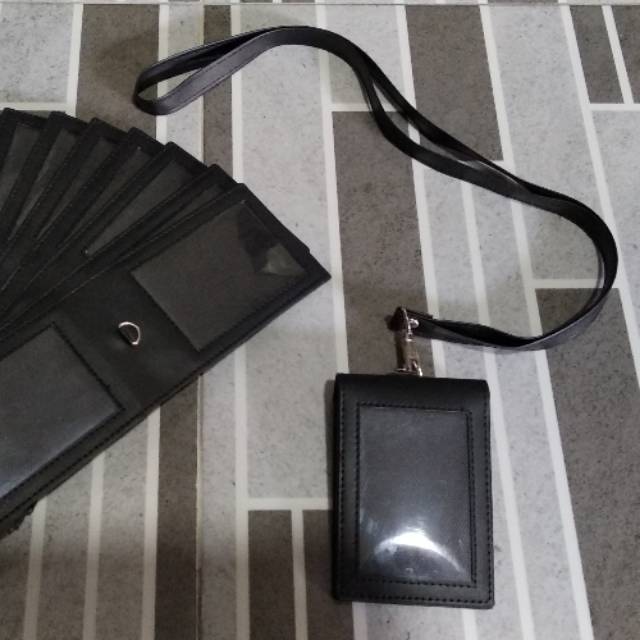 

ID Card Holder Magnet Bertali