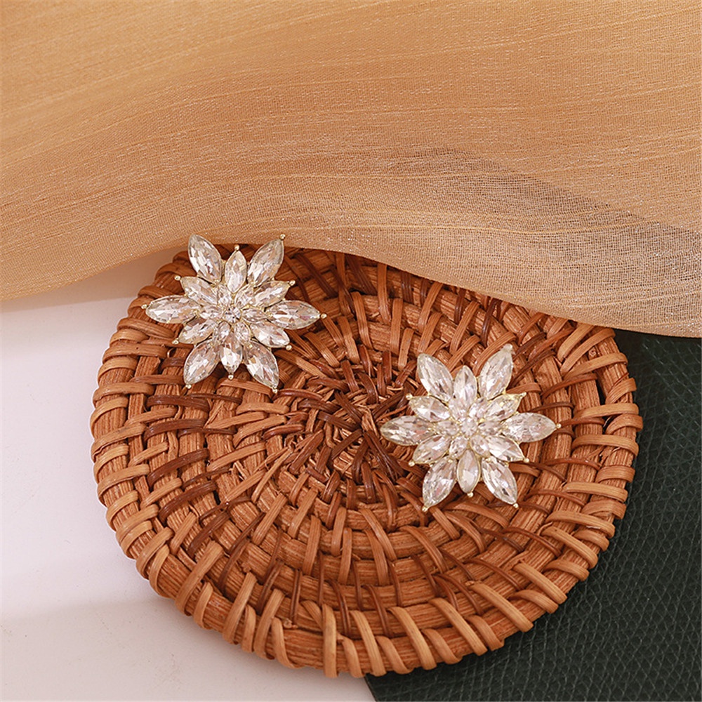 2022 Anting Tusuk Sterling Silver 925 Desain Bunga Hias Kristal Berlian Imitasi Untuk Wanita