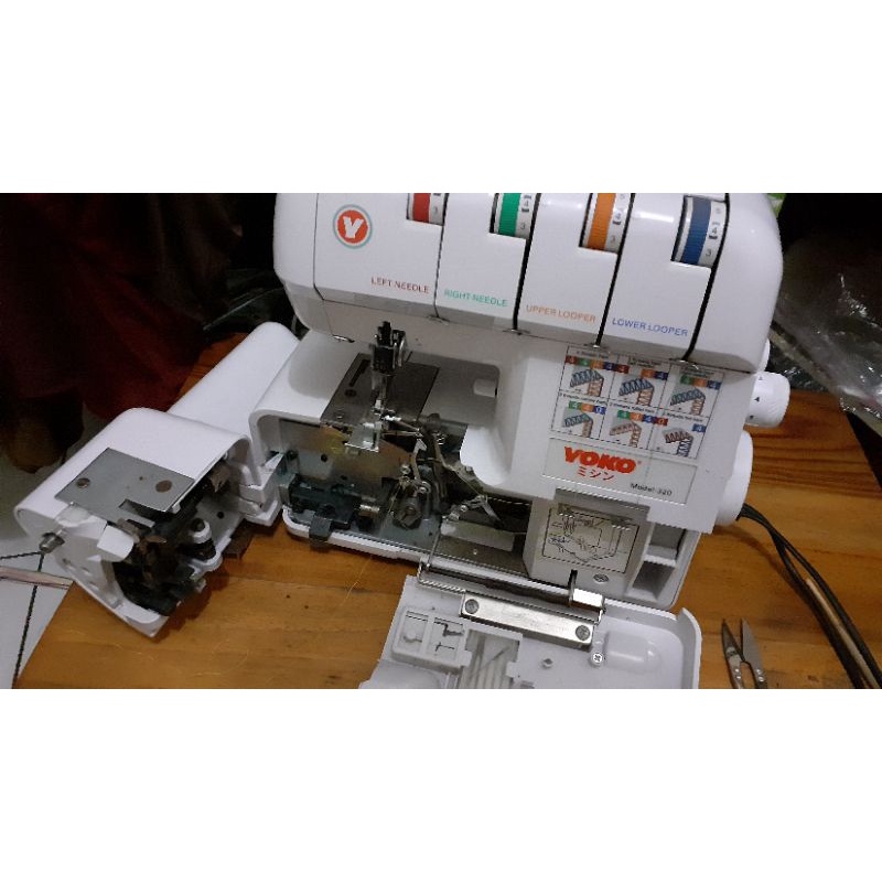 Mesin Obras 4 Benang & Neci Portable Yoko 320
