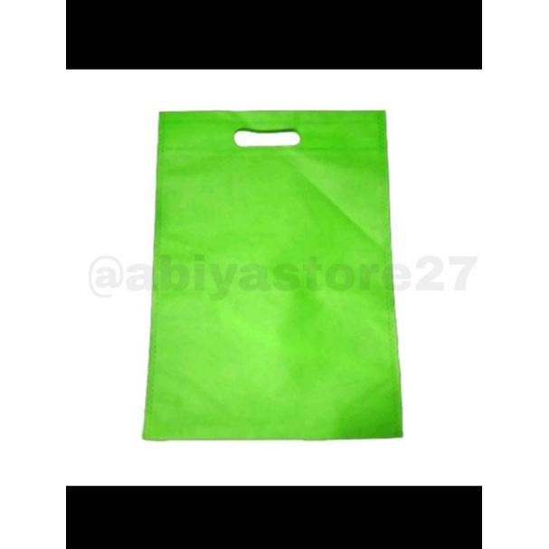 

TAS SPUNBOND/TAS BUKU/TAS GIFT/TAS KADO MURAH