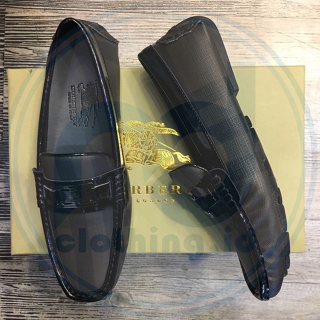SEPATU LOAFERS BURBERRY