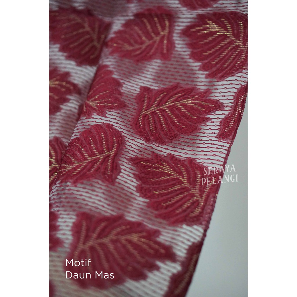 Selendang Kaca Motif Daun Bunga Mawar / Scarf / Syal / Pashmina