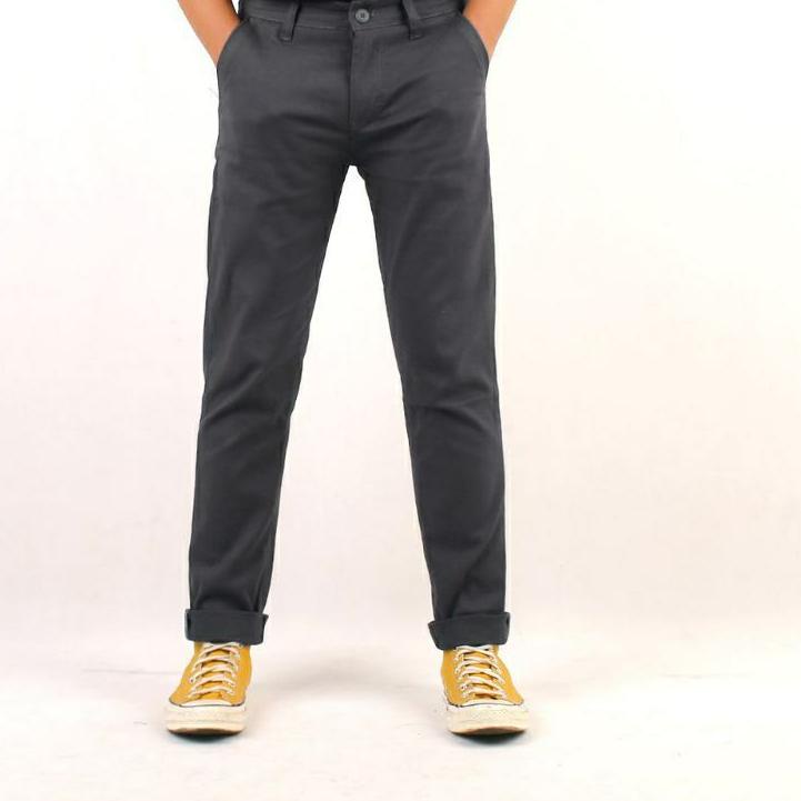 Bagus Dipakai.. celana chino panjang pria