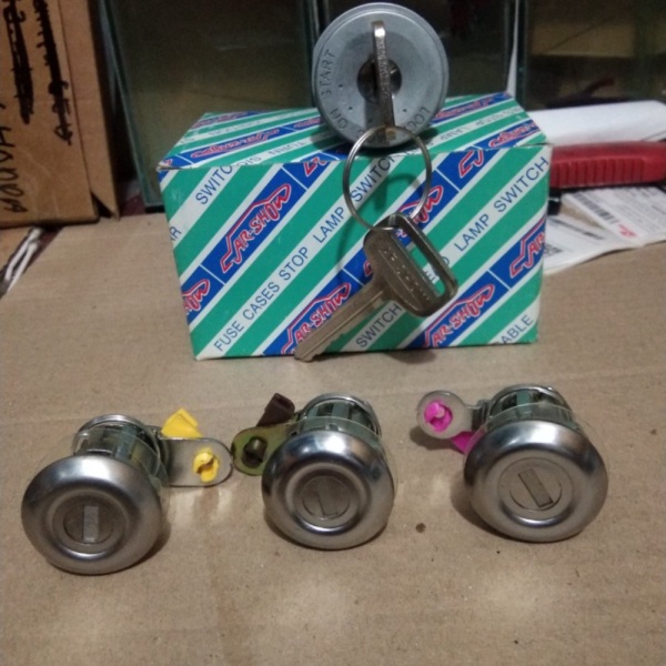 Promo KUNCI PINTU KUNCI KONTAK KUNCI BAGASI AVANZA XENIA 1 SET OEM Limited