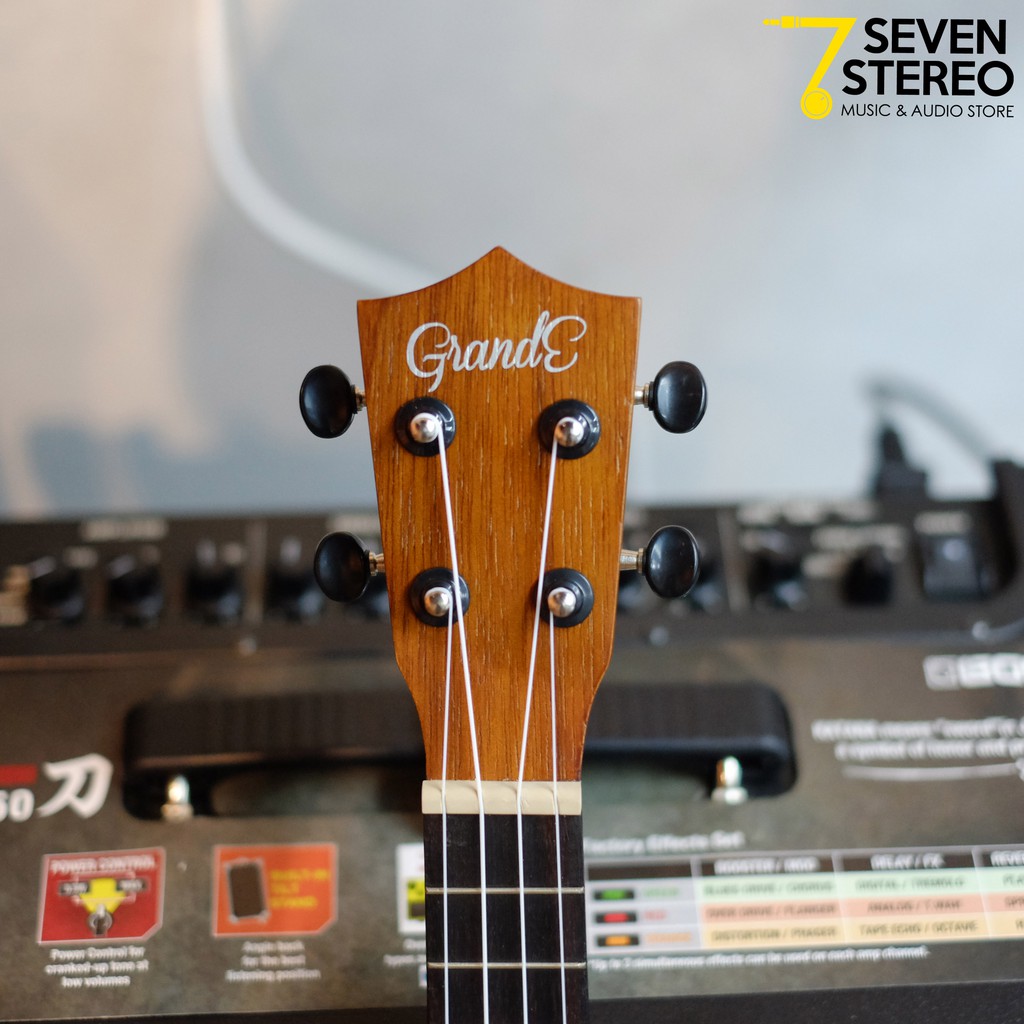 Grande UK23 NS Concert Ukulele