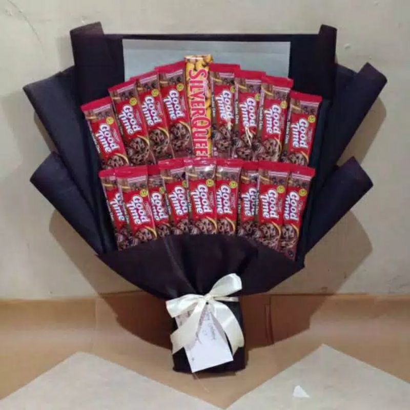 

Goodtime bucket mix Silverqueen/KADO/WISUDA/BALI