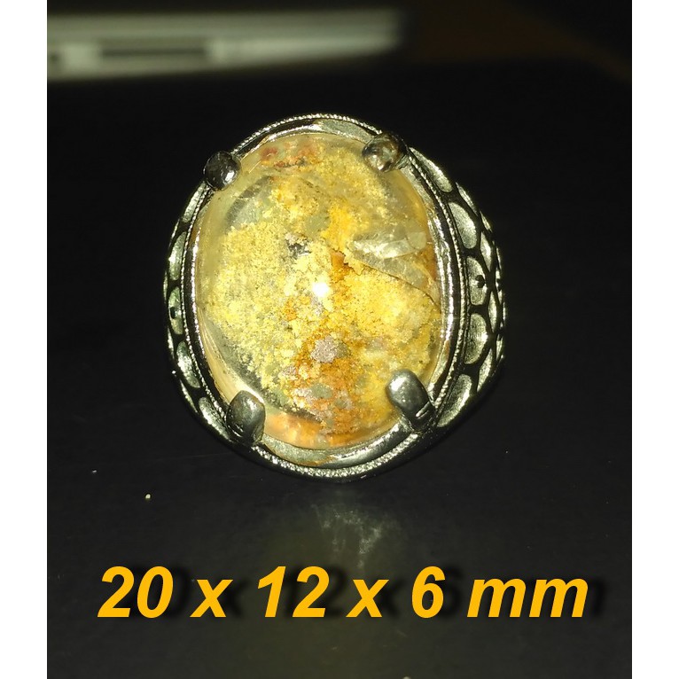 Natural batu kecubung karang