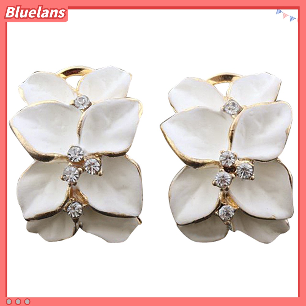 Anting Stud Desain Bunga Gardenia Warna Putih Untuk Wanita