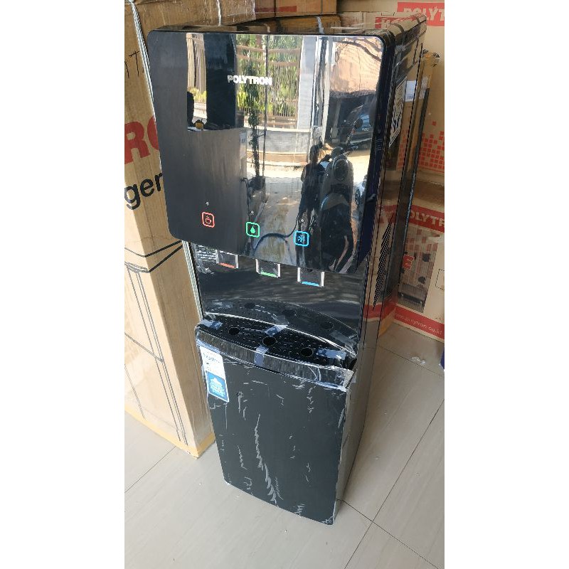 Dispenser galon bawah Polytron PWC 776