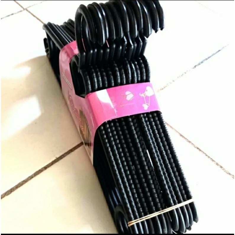 Hanger baju plastik  gantungan tebal 12 pcs /hitam
