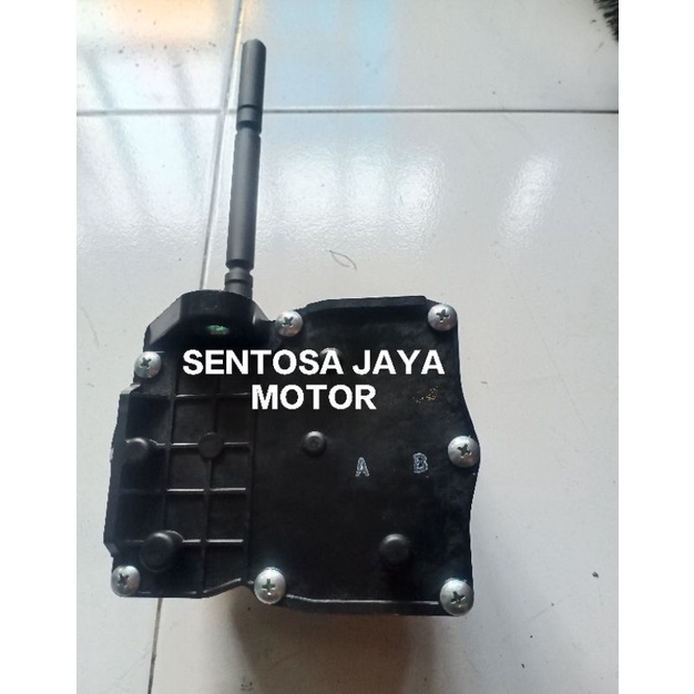 Actuator Assy Transfer Shift Hilux Fortuner 2016 Up Original MINUS pecah sedikit di dekat soket