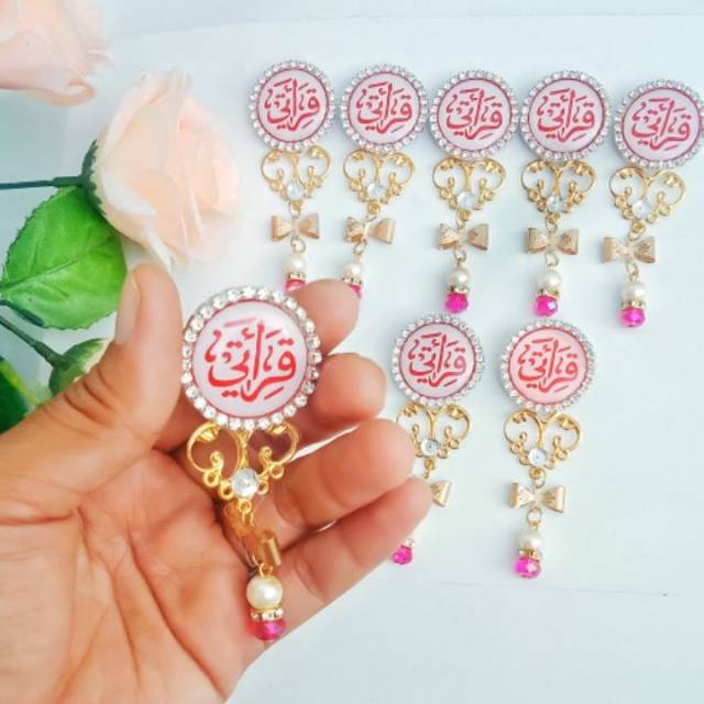 Bros Pin Qiroati Merah