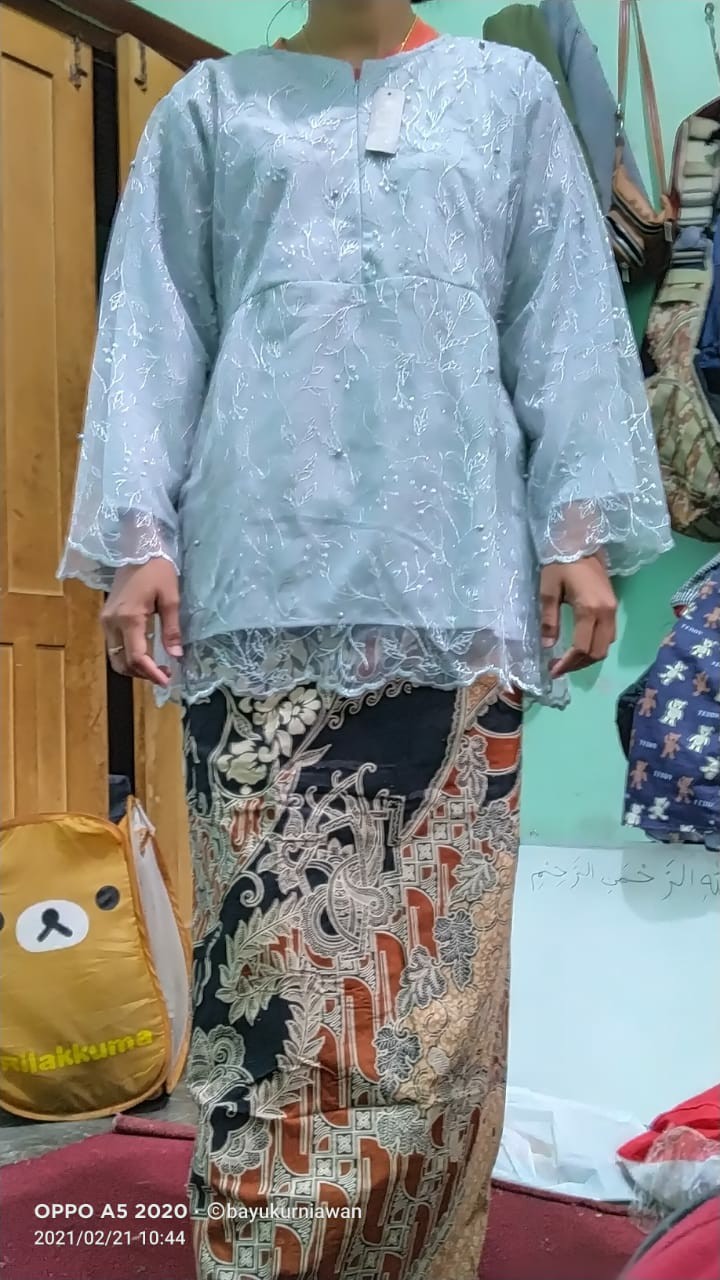 Maura Couple - Sania Ruffle Batik Couple Ori Ndoro Jowi Dnt Garansi Termurah Shopee -viviana