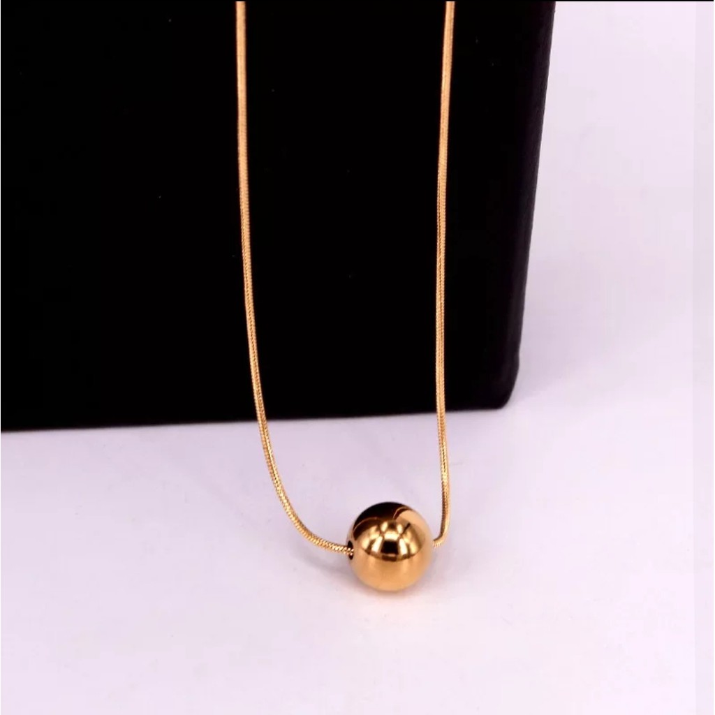 Kalung Belut Bulat Titanium Model Liontin Bulat Tersedia Warna Rose Gold dan Gold