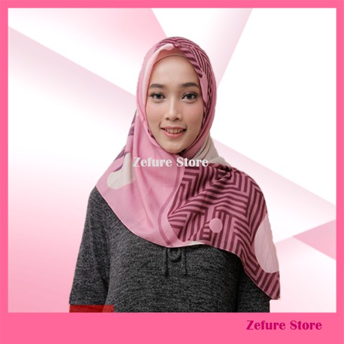 KERUDUNG SEGI EMPAT MOTIF MAMUJU SCARF BY MEZORA