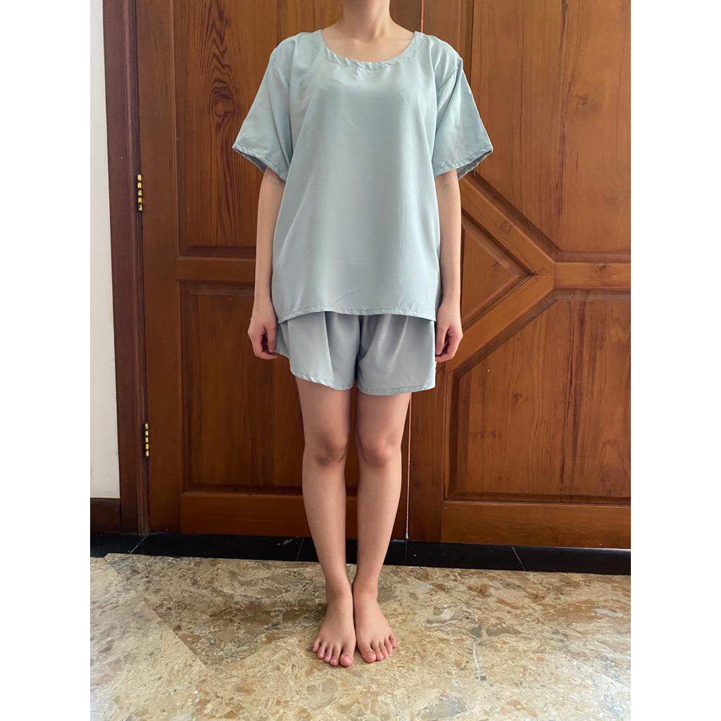 Daily Set / Pajamas Set / Piyama Set  - Tangan Pendek , Celana Pendek (SU)-Abu Muda