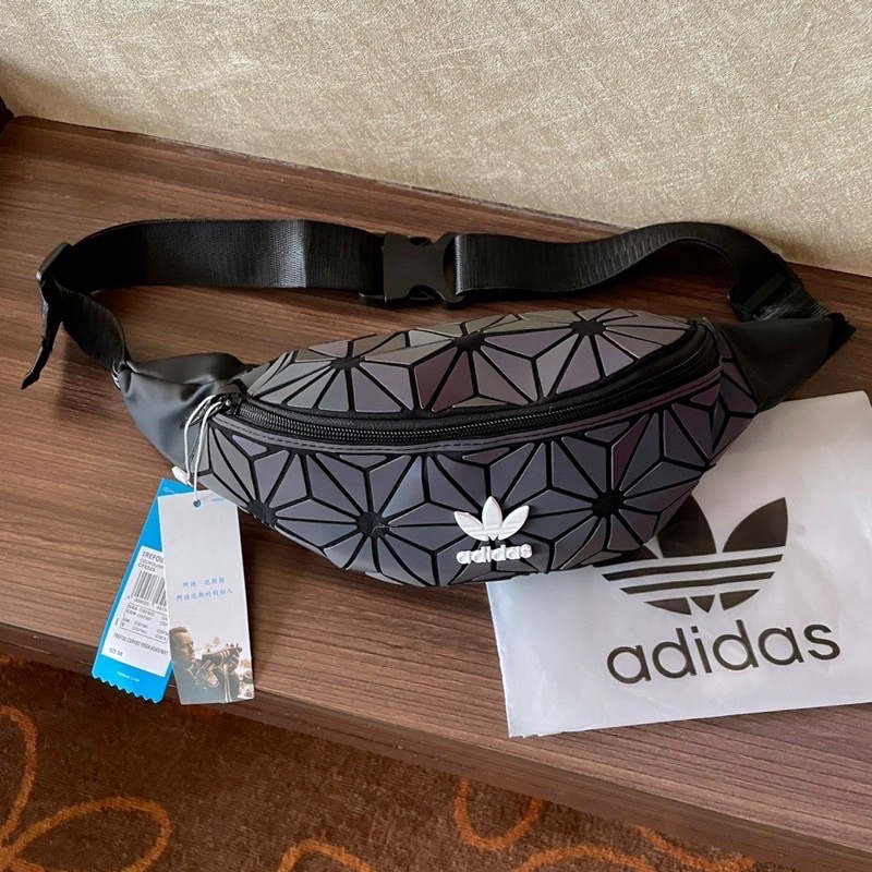 ((TERMURAH)) WAISTBAG ADIDAS ISSEY MIYAKE TERBARU / WAISTBAG ADIDAS TERBARU / WAISTBAG ADIDAS REFLECTIVE / TAA PINGGANG ADIDAS, TAS PINGGANG ADIDAS TERBARU / TAS PINGGANG PRIA KEKINIAN