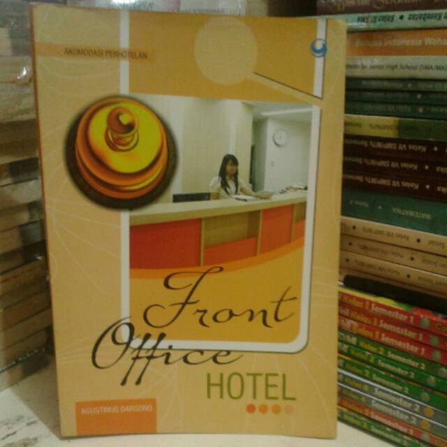 FRONT OFFICE HOTEL AKOMODASI PERHOTELAN