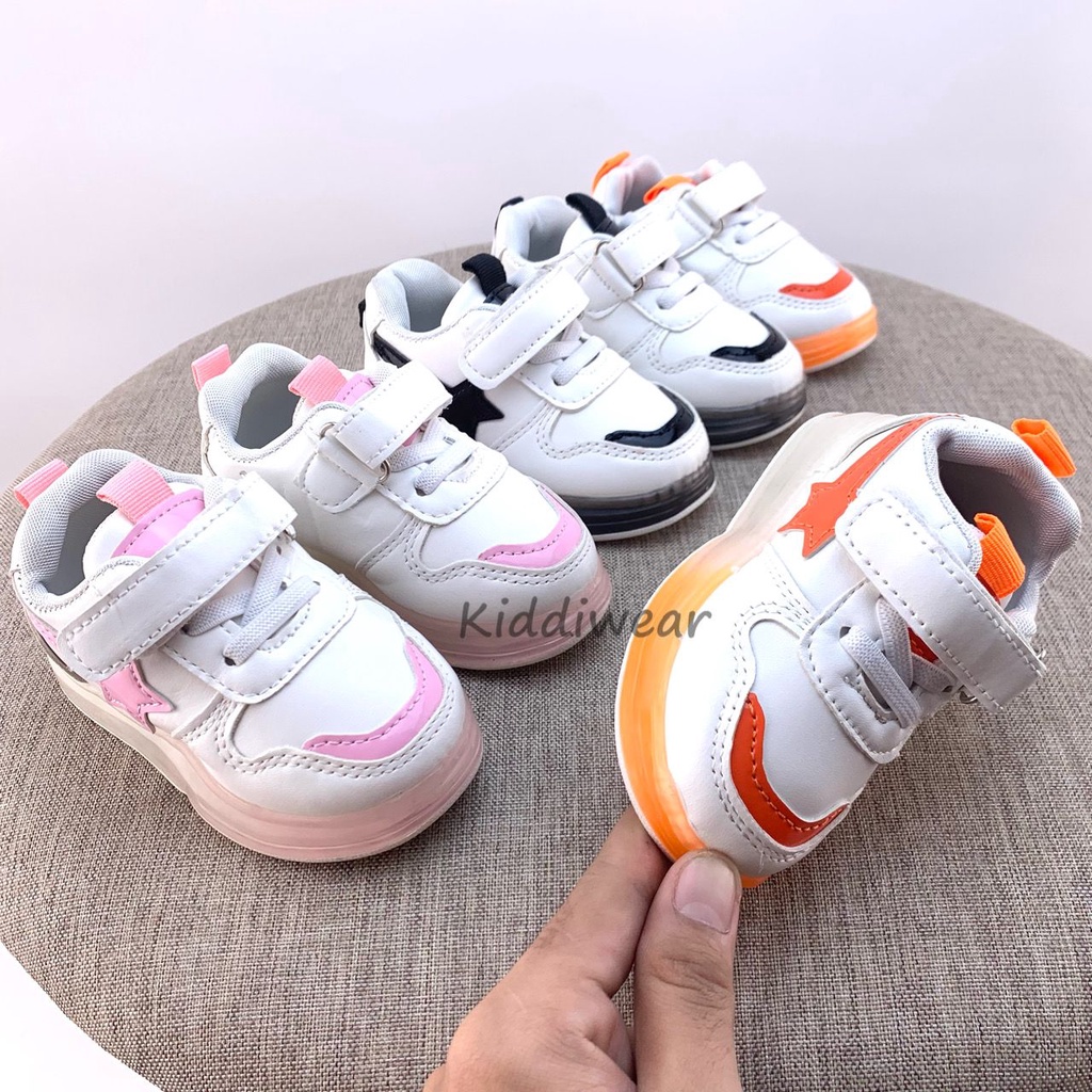 (Kiddiwear) Sepatu anak Led / Sepatu Anak Casual Import Usia 1-5 Tahun MBK60