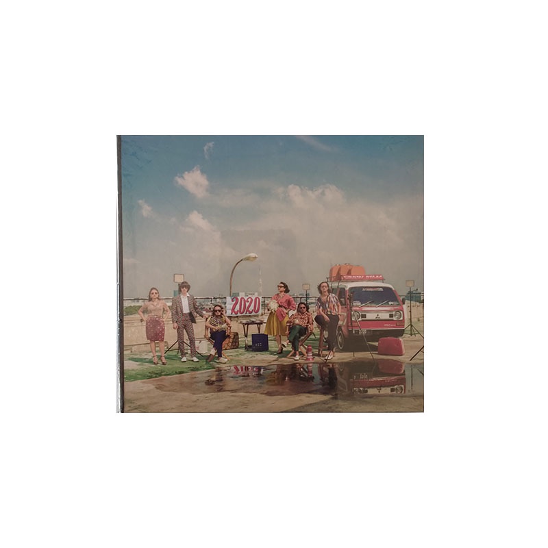 CD WHITE SHOES AND THE COUPLE COMPANY - 2020