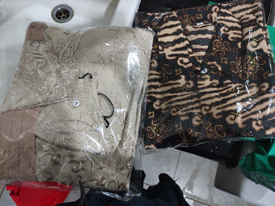 (realpict)batik Modern Pria ~batik Pria ~ Kemeja Batik Pria ~batik Couple~kemeja Couple~kemeja Pesta